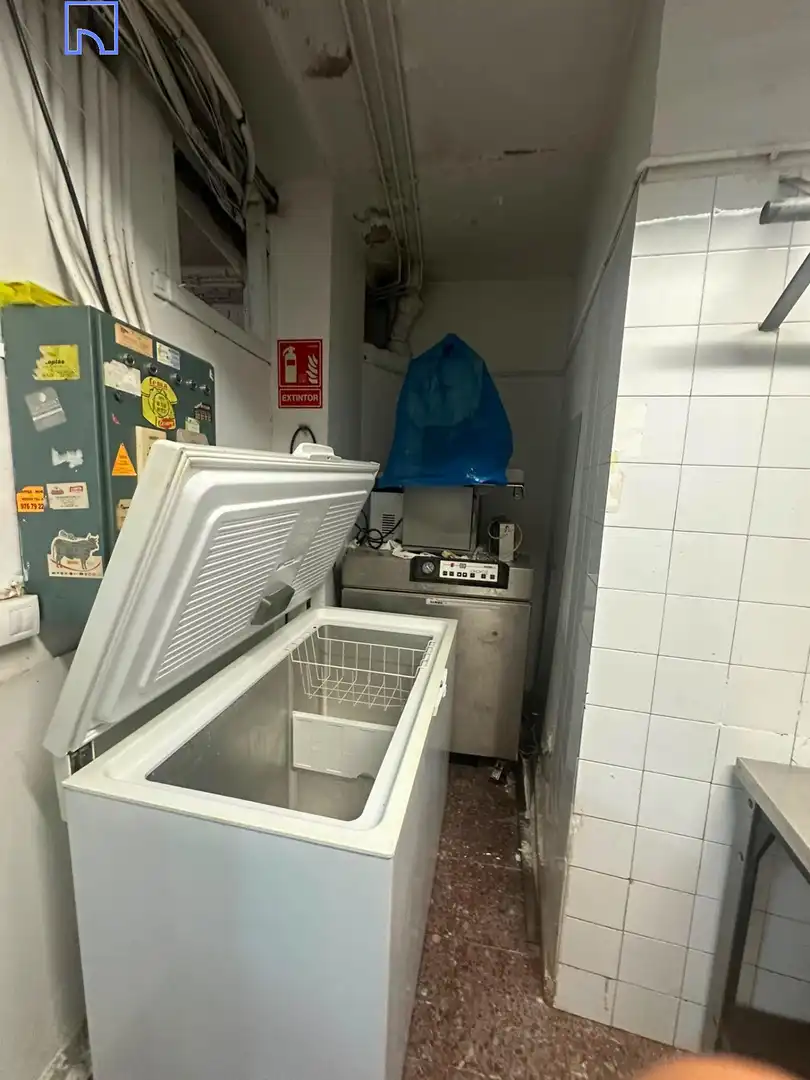 Küche von Geschaftsraum zum Verkauf in Tudela mit Möbliert
