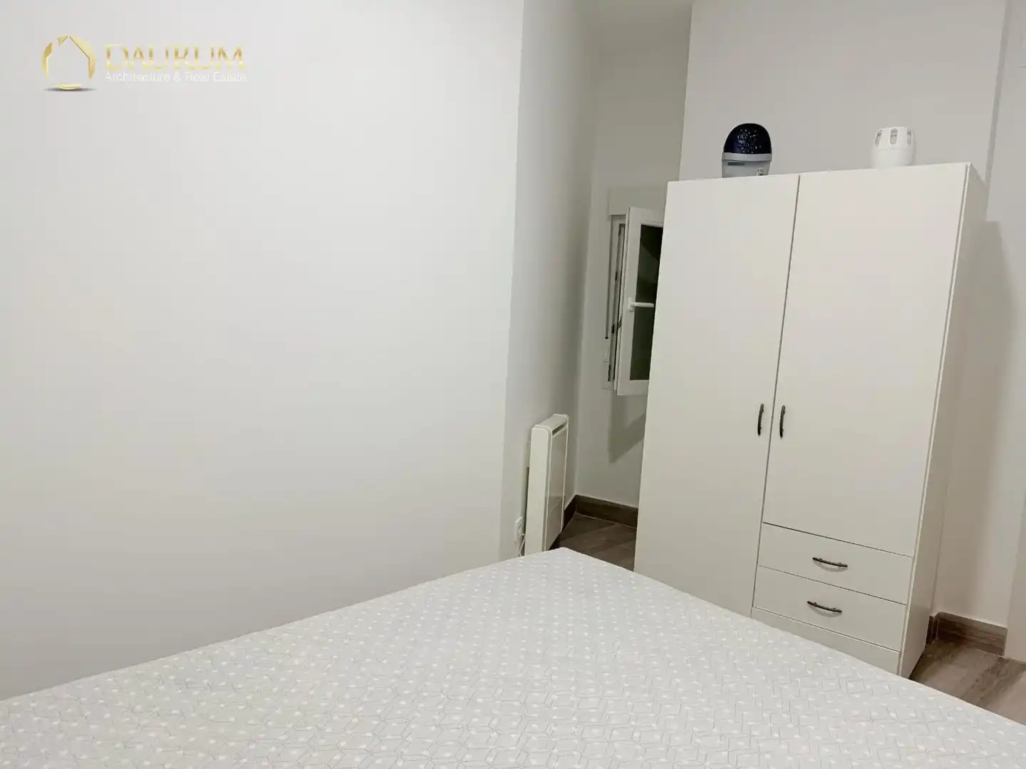 Dormitori de Pis en venda en Madrid amb Calefacció i Moblat