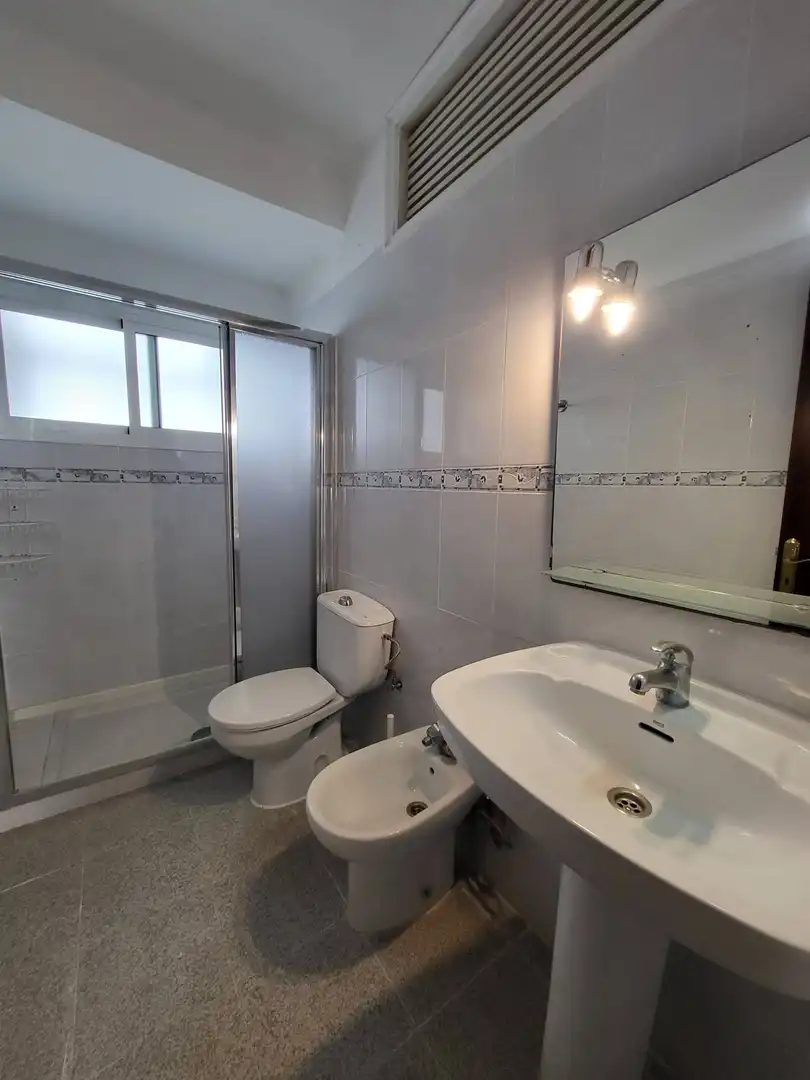 Baño de Piso en venta en Las Palmas de Gran Canaria con Balcón