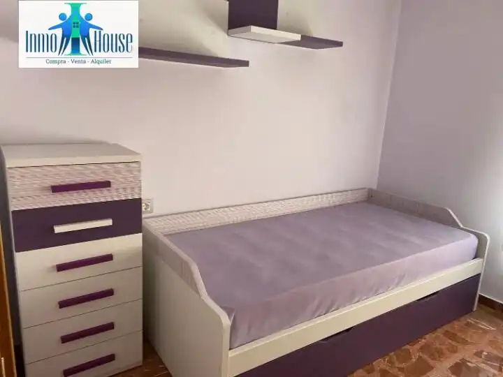 Schlafzimmer von Wohnung zur Miete in Albacete mit Klimaanlage, Heizung und Terrasse