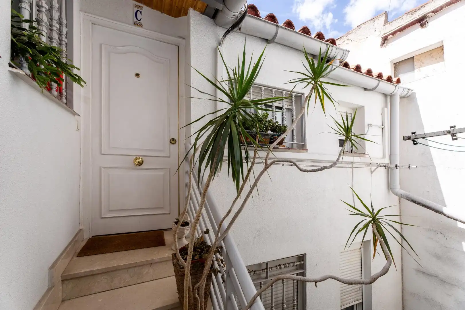 Exterior view of Study for rent in Madrid  with Air Conditioner, Heating and Furnished