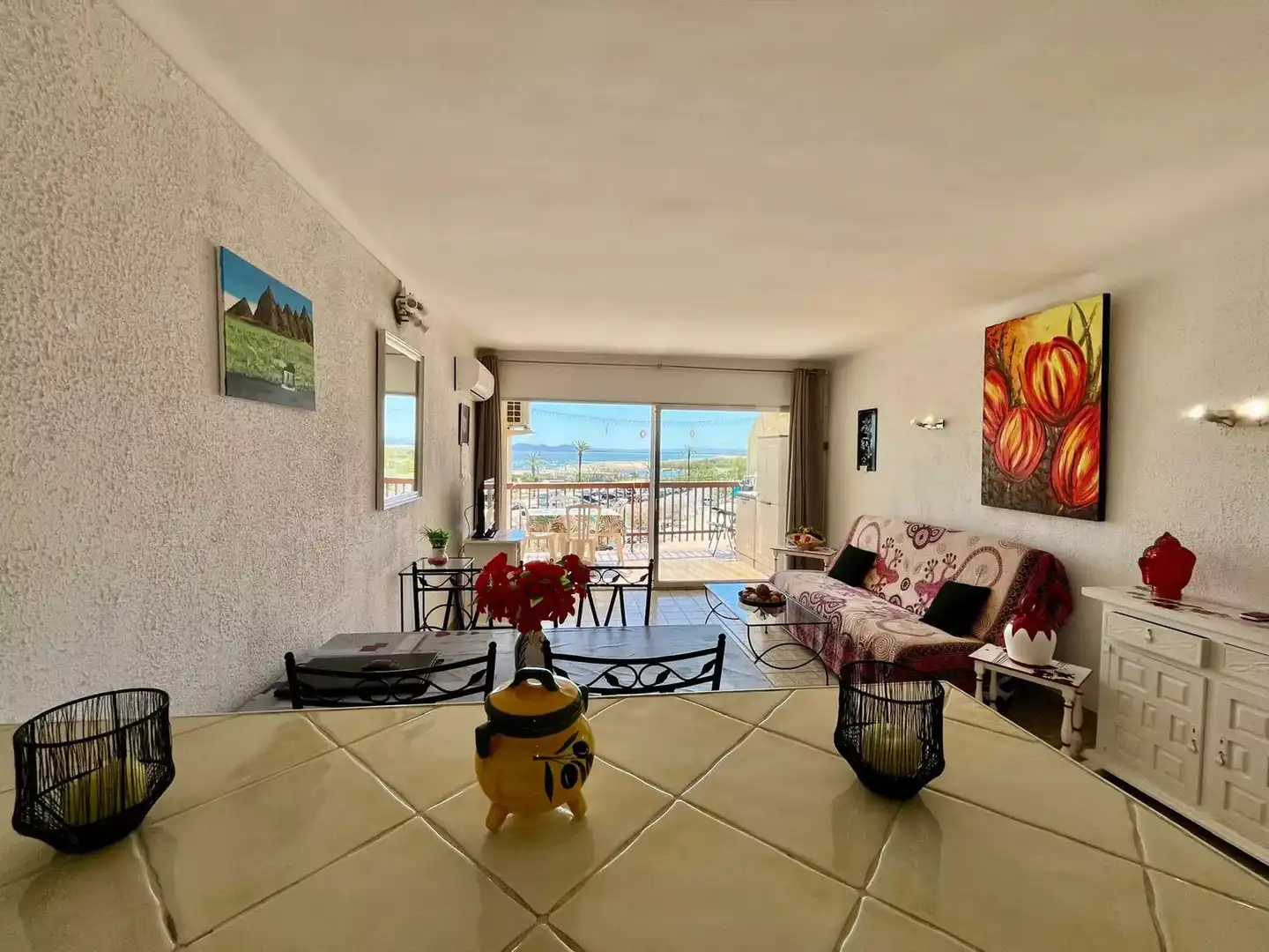 Wohnzimmer von Wohnungen zum Verkauf in Castelló d'Empúries mit Klimaanlage, Heizung und Terrasse