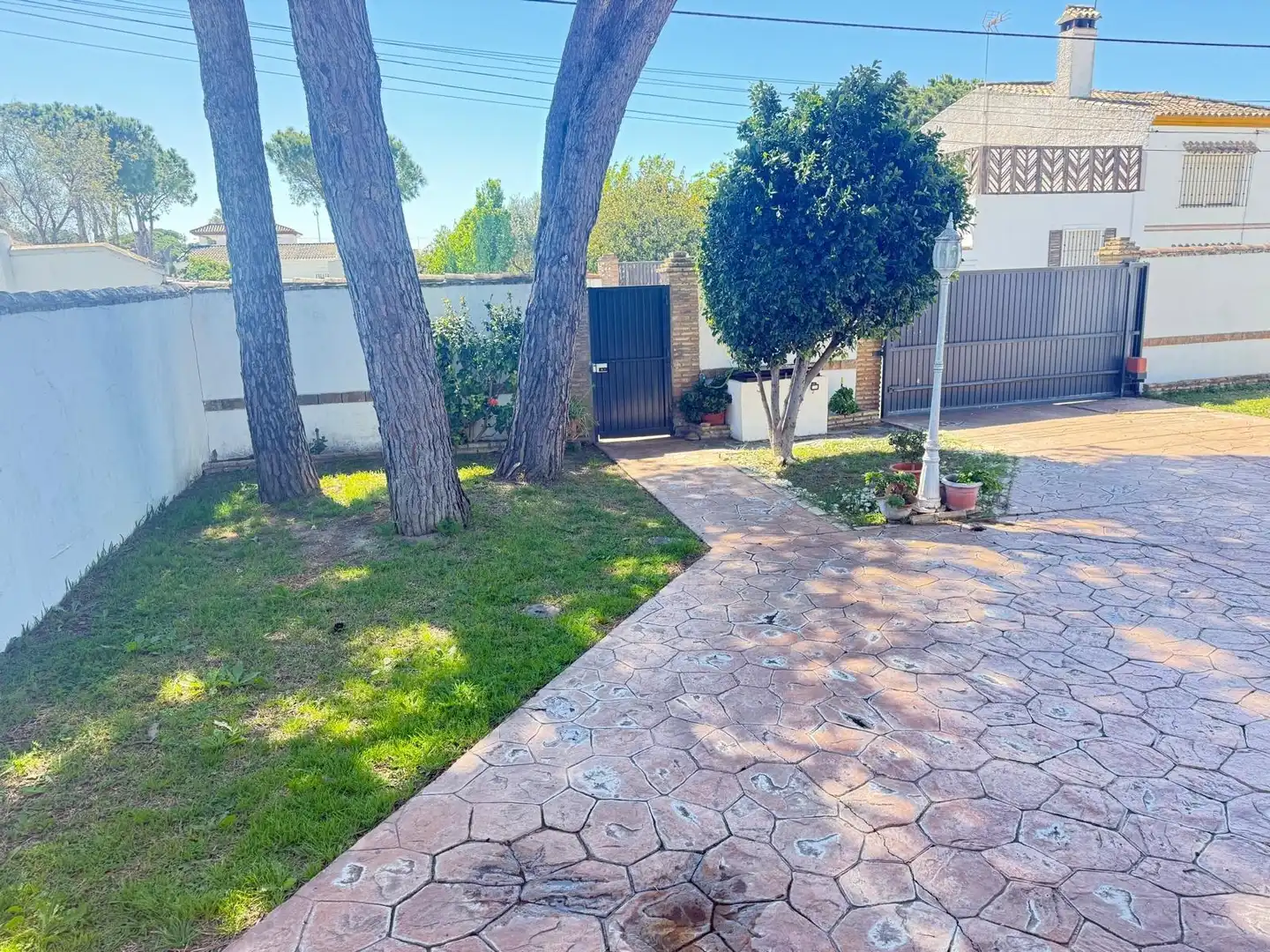 Garden of Houses for sale in Chiclana de la Frontera  with Air Conditioner, Private garden and Terrace