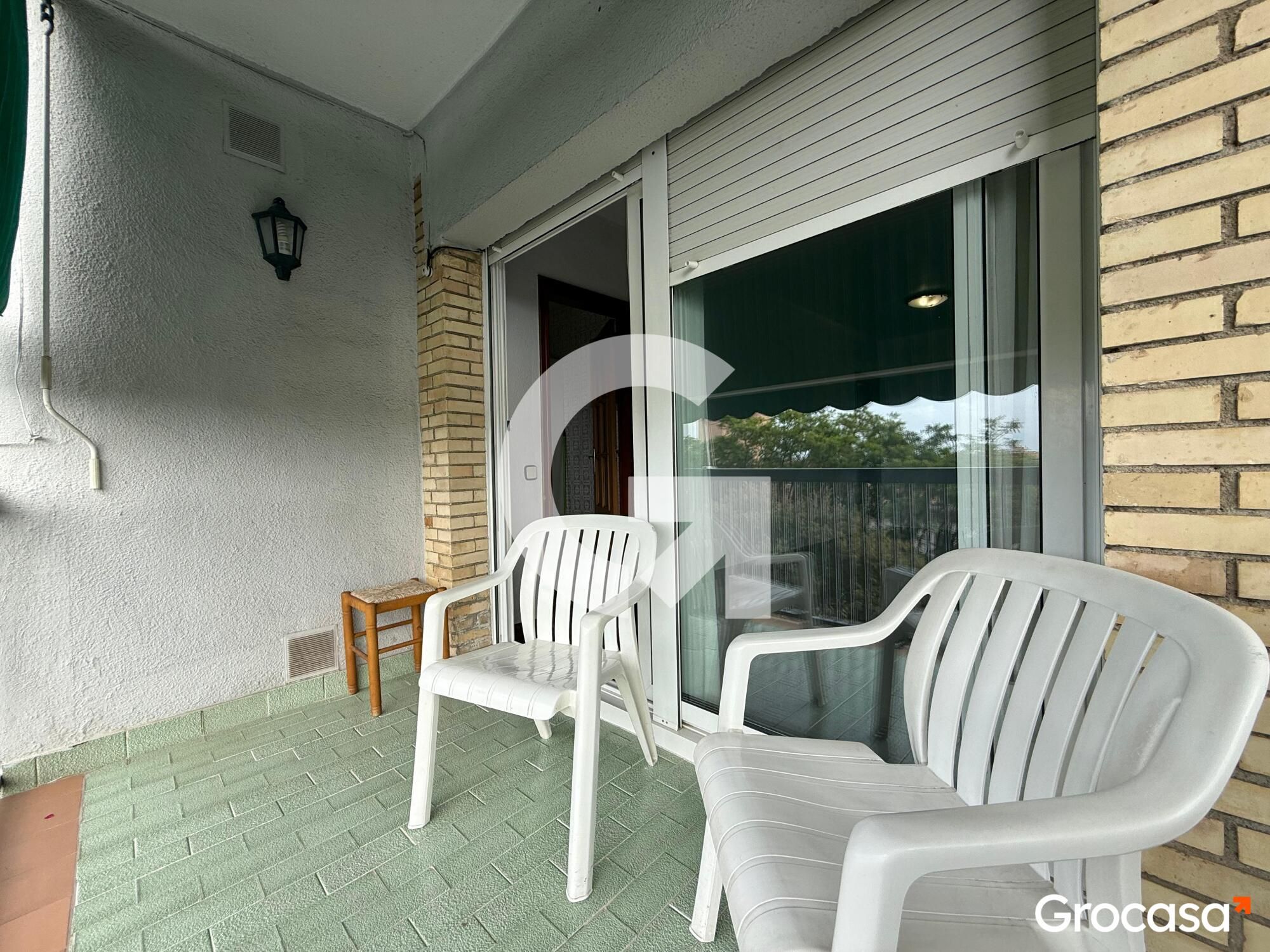 Balcony of Flat for sale in Mataró  with Storage room, Oven and TV