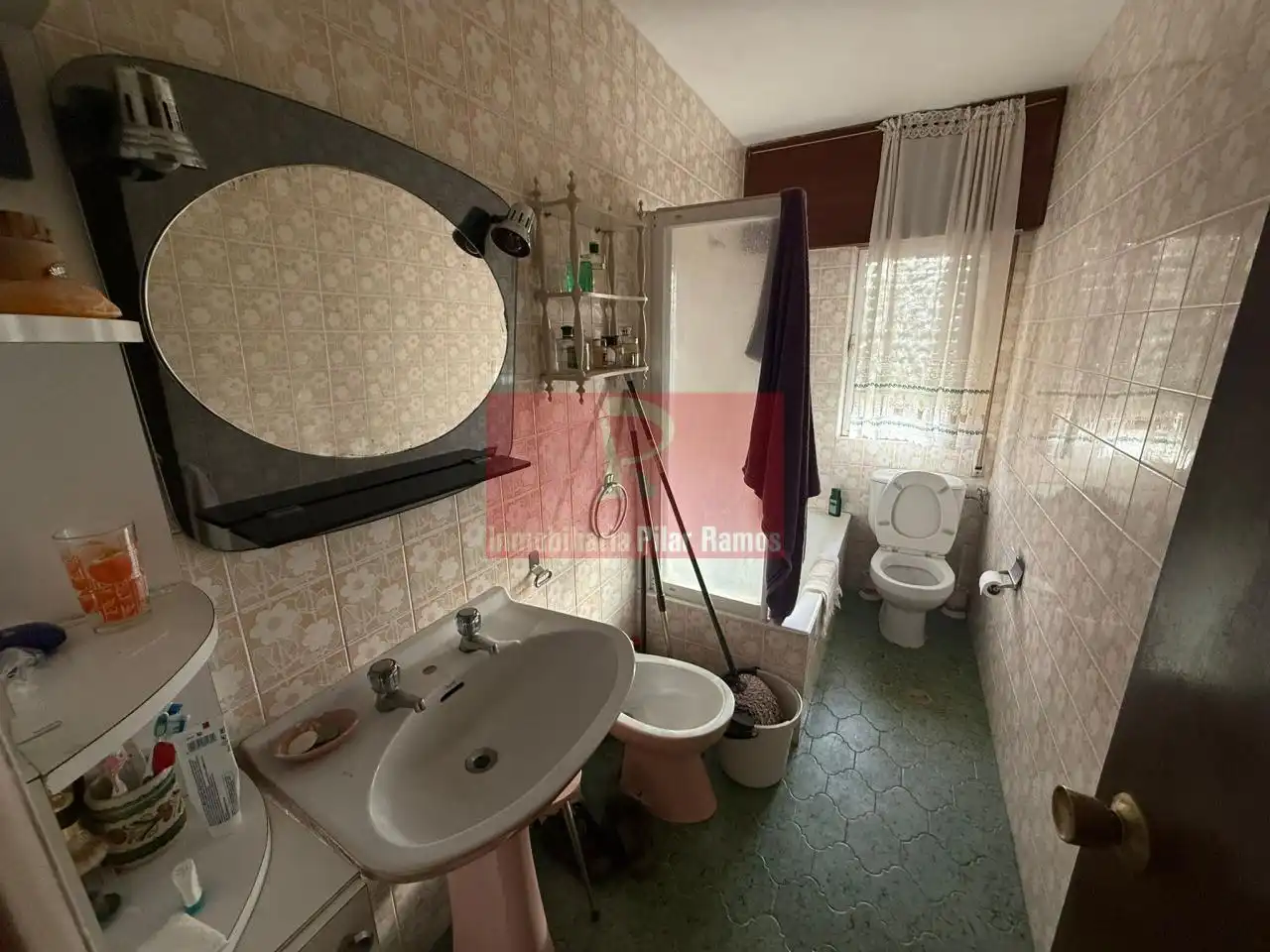 Bathroom of Houses for sale in Villaquilambre  with Heating, Private garden and Storage room