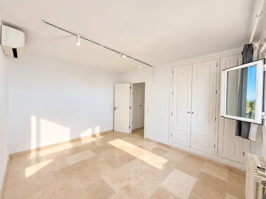 Casa con piscina en alquiler en Portals Nous, imagen 10