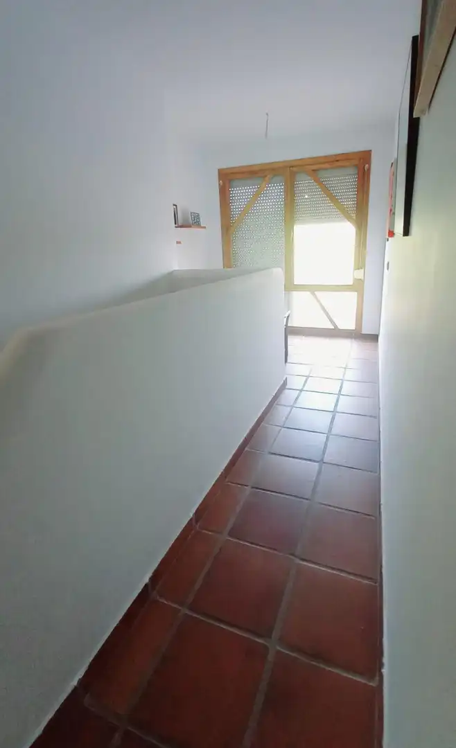Casa adosada en venta en Comares con Terraza, Trastero y Amueblado
