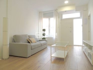 Piso con ascensor en venta en Tetuán