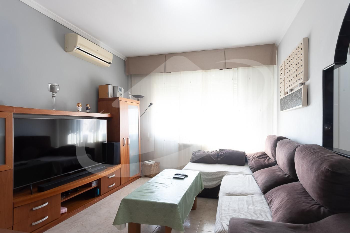 Sala d'estar de Pis en venda en Sabadell amb Calefacció