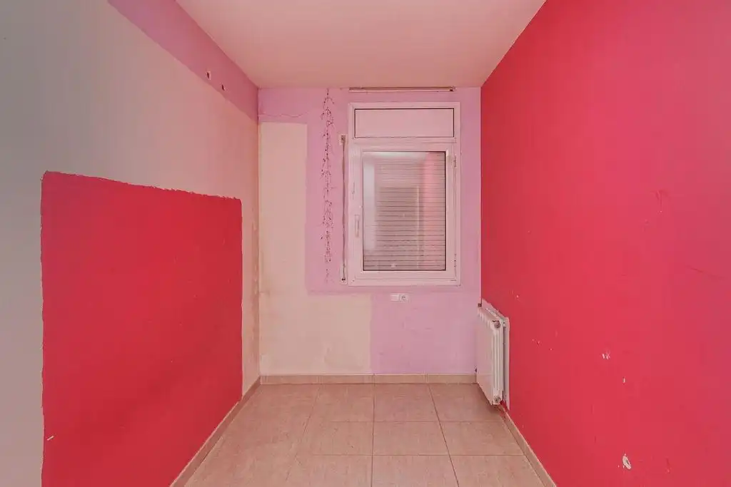 Bedroom of Ground floor for sale in Figueres