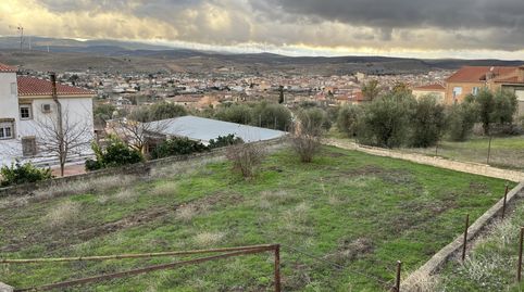 Finca con nave de aperos y pozo en Padul