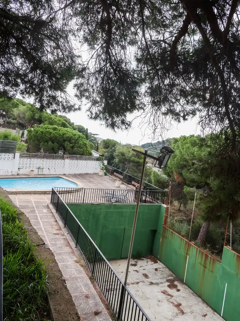 Swimming pool of Houses for sale in Alella, Barcelona