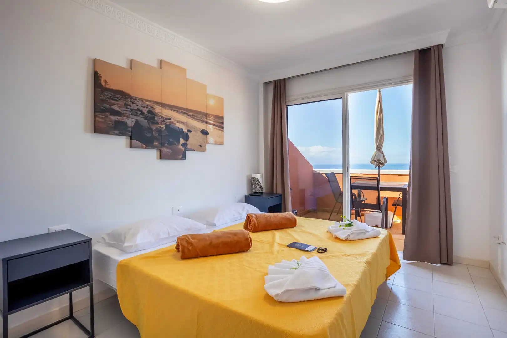 Habitación de Apartamento en venta en Santiago del Teide con Aire acondicionado, Terraza y Amueblado