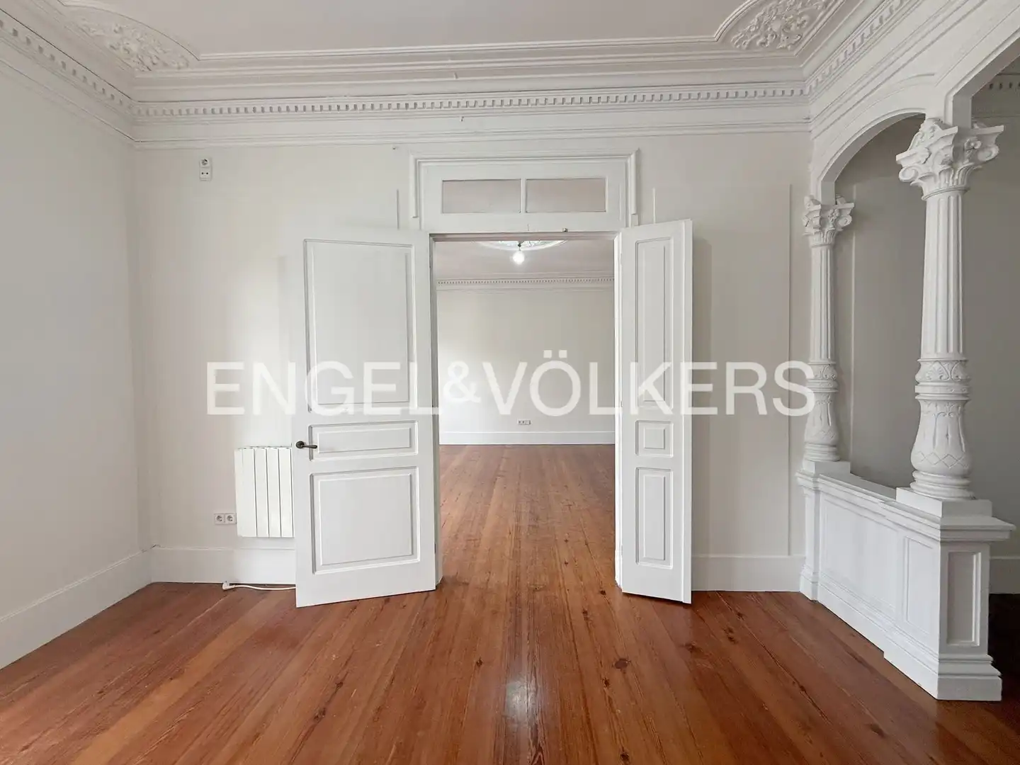 Piso de alquiler en A Coruña Capital  con Calefacción, Parquet y Balcón