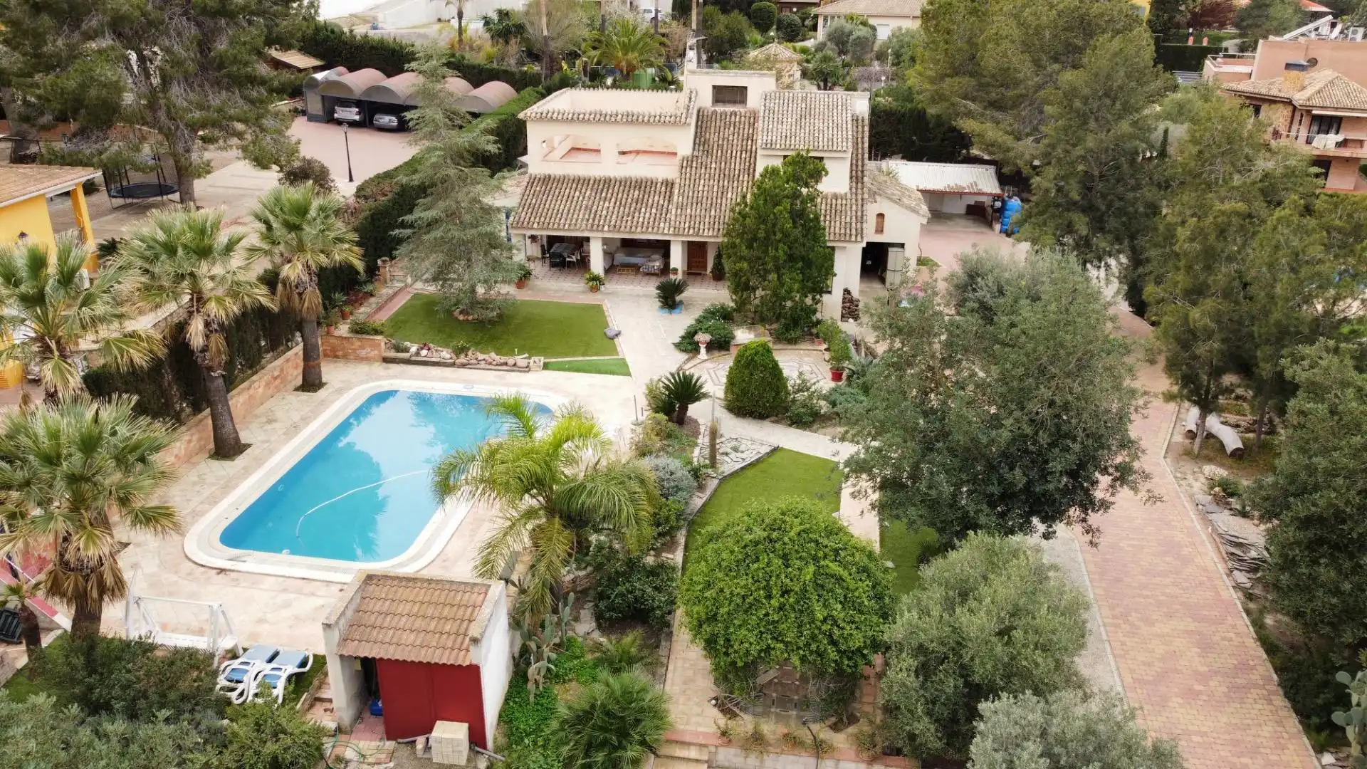 Chalet con piscina en venta en Calle MIZAR (ALCAYNA)