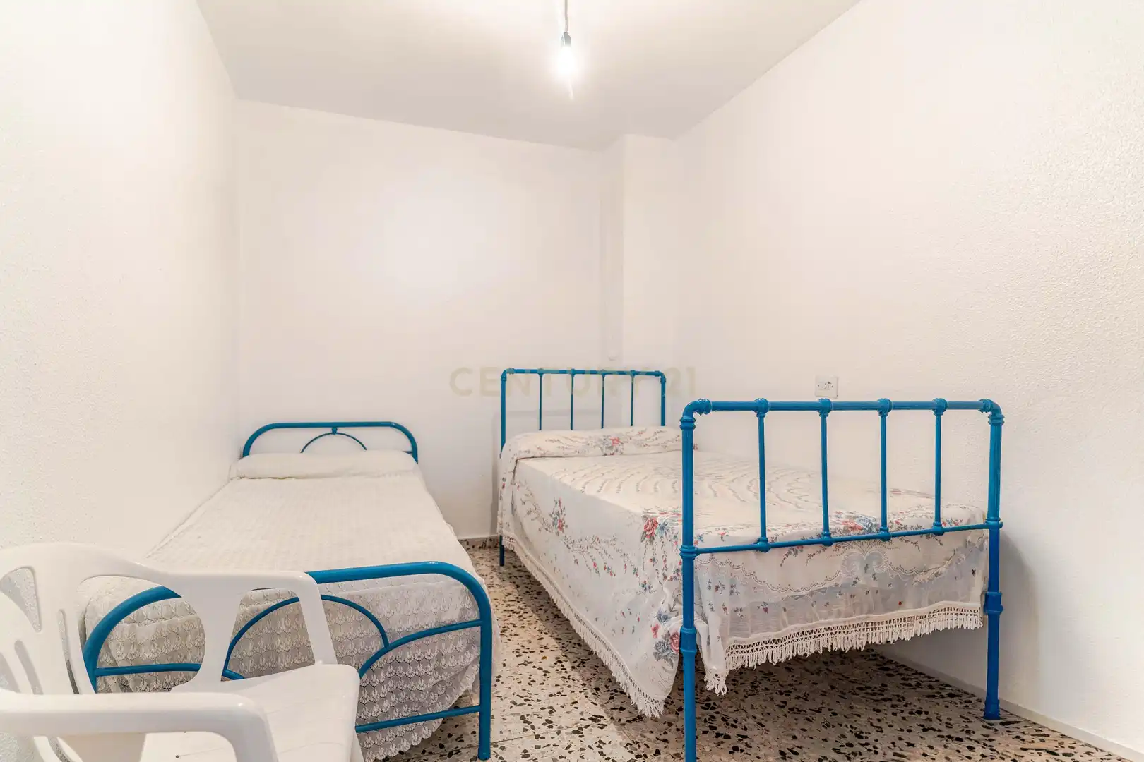 Habitación de Casa adosada en venta en Albuñol con Trastero, Microondas y Balcón