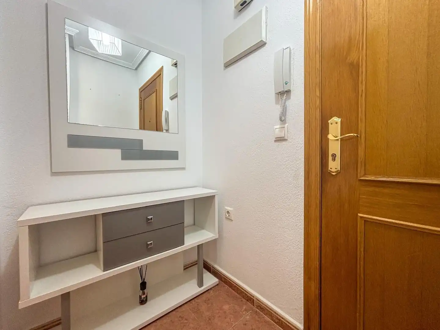 Wohnung zur Miete in Torrevieja mit Klimaanlage, Heizung und Terrasse