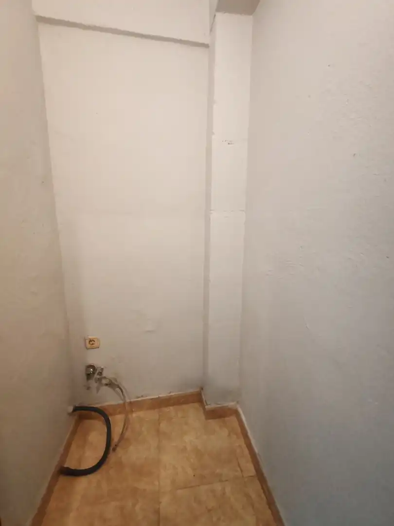 Bathroom of Flat for rent in Avilés  with Terrace and Furnished