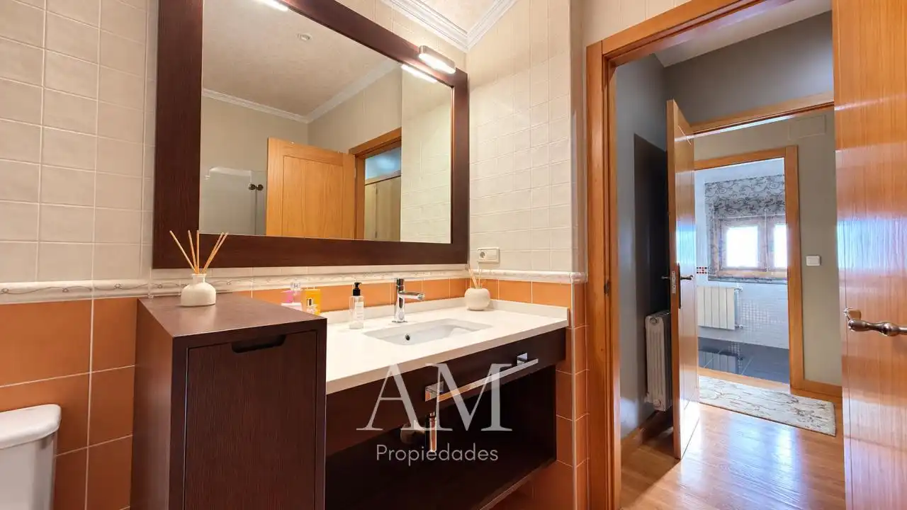 Chalet con terraza en venta en Cruceiro, imagen 43