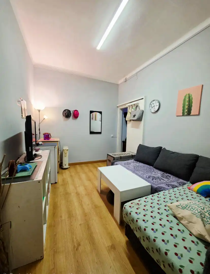 Sala de estar de Local en venta en Barcelona con Aire acondicionado, Parquet y Amueblado