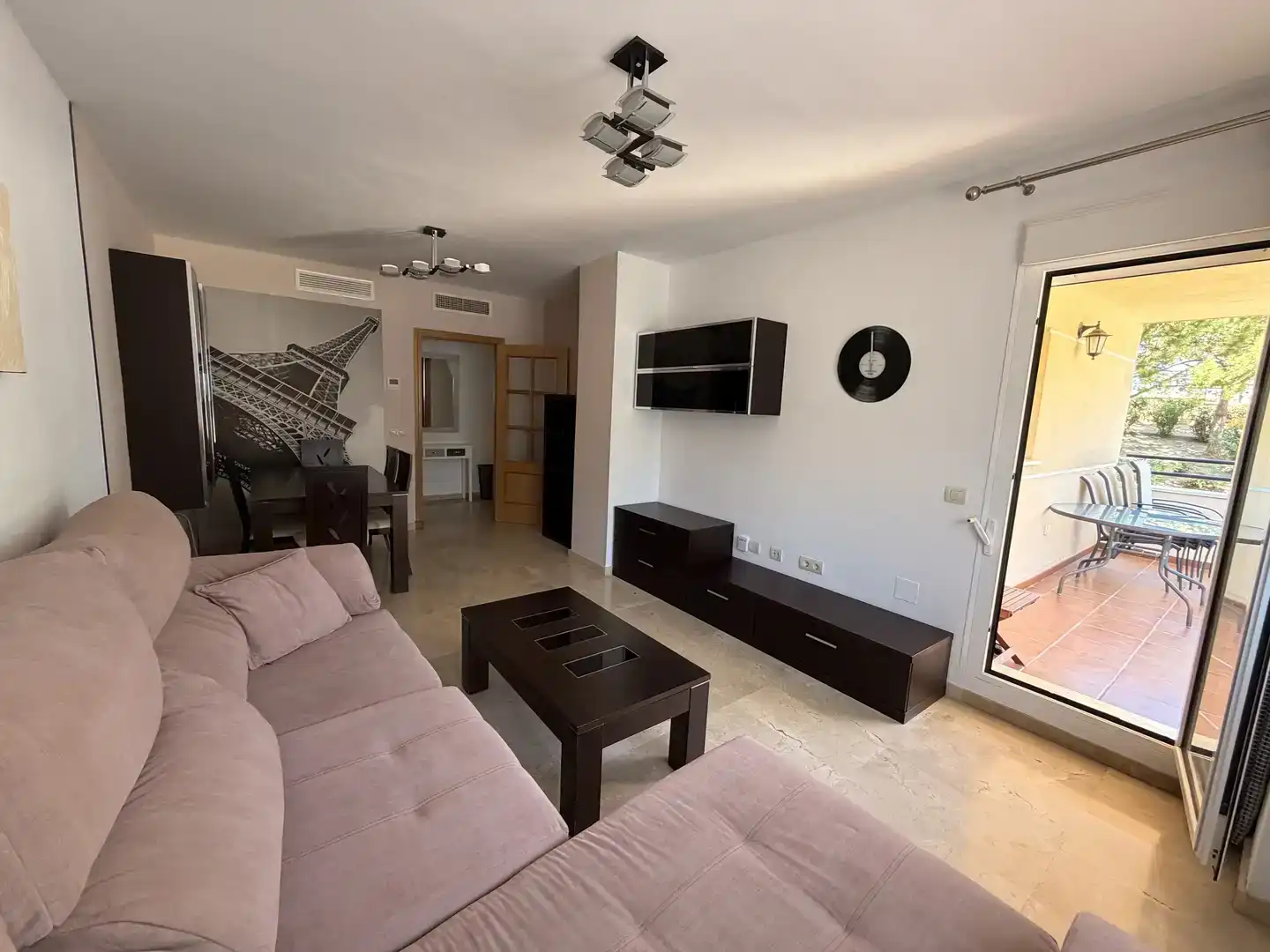 Sala d'estar de Pis en venda en Torremolinos amb Aire condicionat, Piscina i Balcó