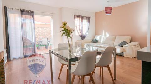 Foto 4 de Casa adosada en venda a Calle Alimoche, Benajarafe, Málaga