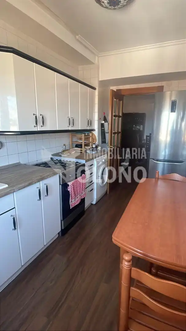 Piso con ascensor en venta en Calle Hermanos Sánchez del Río 11, imagen 12