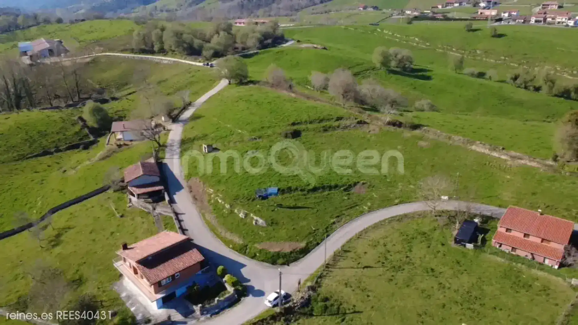 Casa o xalet en venda en Llanes amb Calefacció, Jardí privat i Terrassa