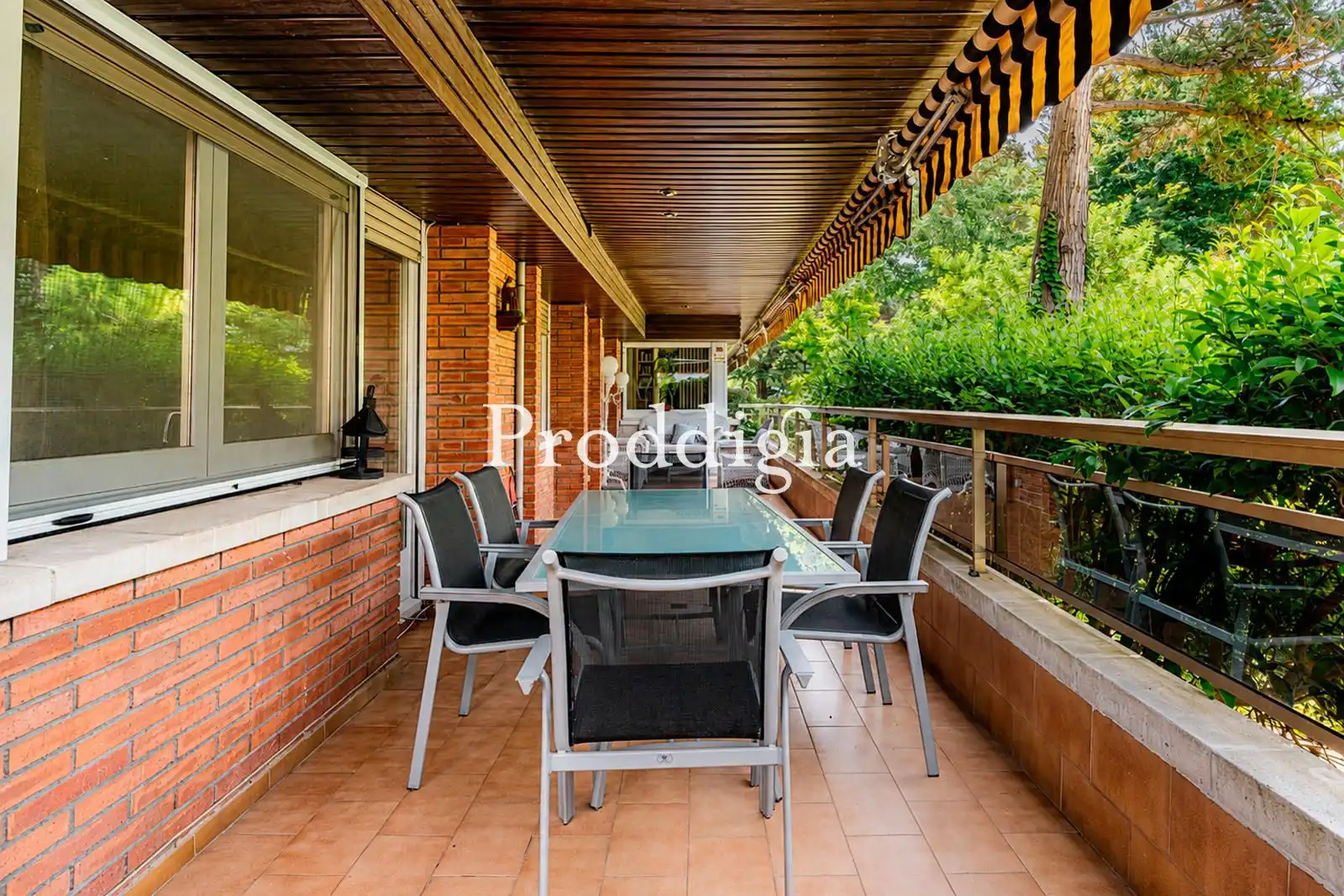 Terraza de Piso en venta en Sant Cugat del Vallès con Calefacción, Jardín privado y Terraza