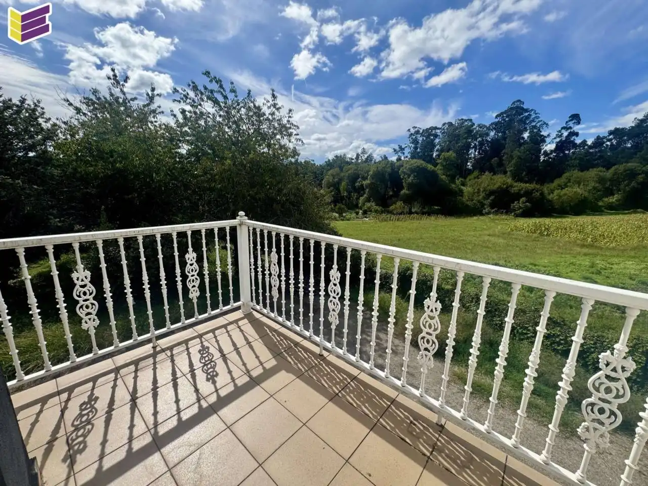 Casa amb jardí en venda a Camino Maceiras 18