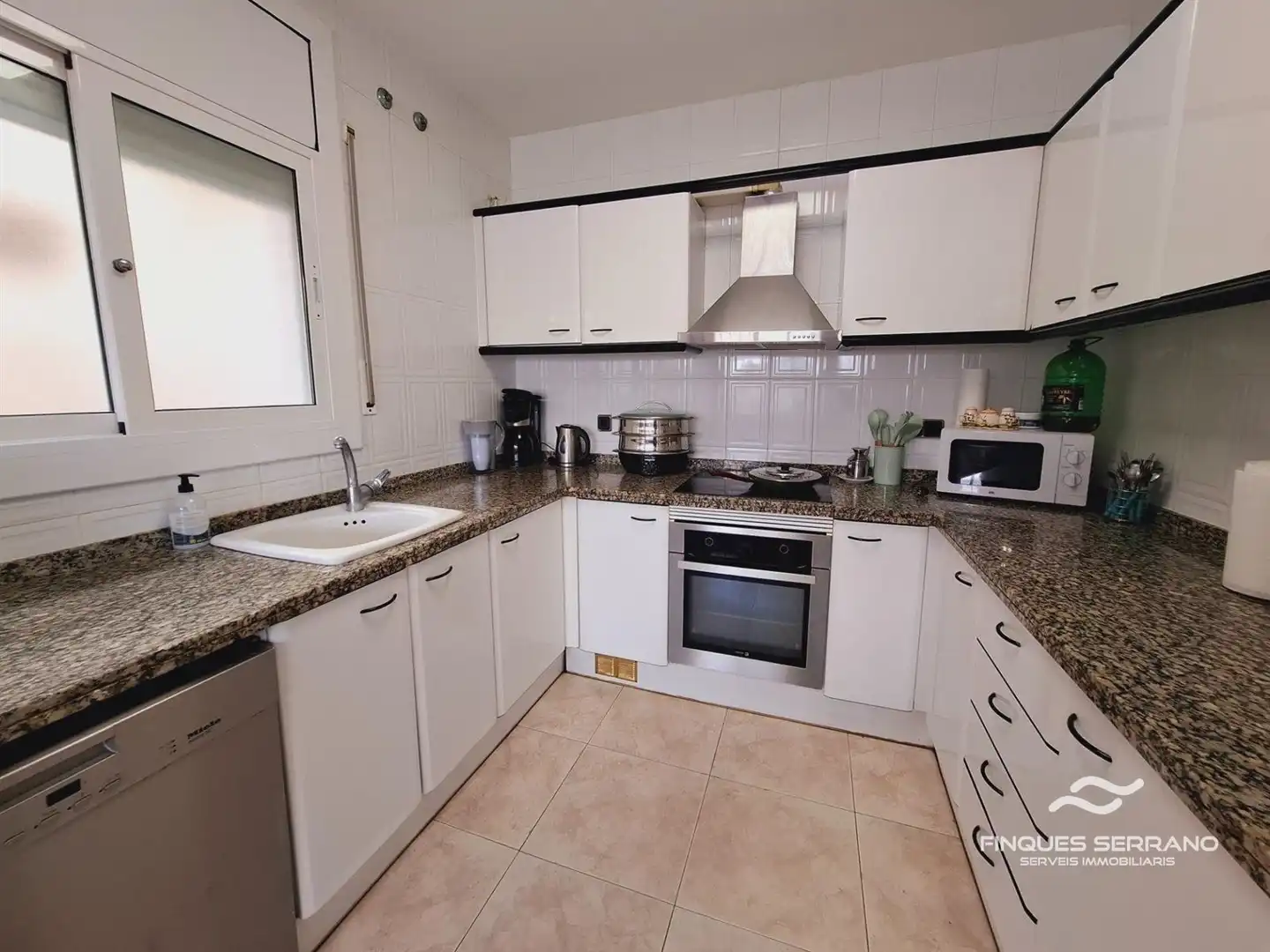 Cocina de Casa adosada en venta en Calafell con Calefacción, Terraza y Piscina
