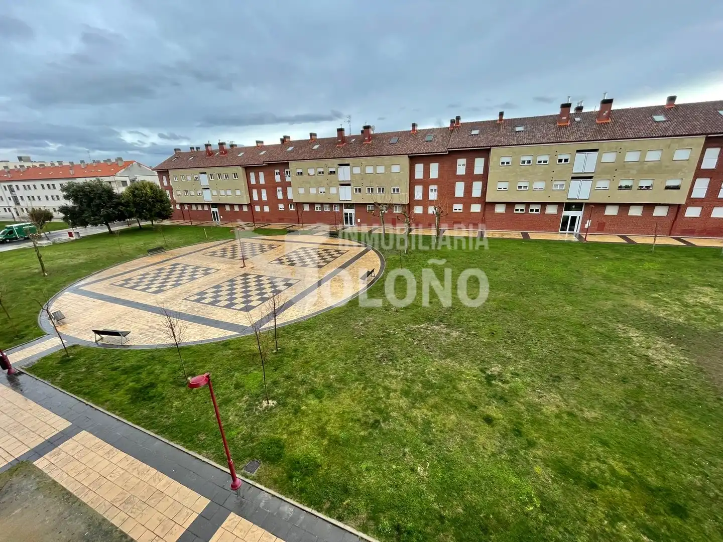 Vista exterior de Dúplex en venda en Haro amb Aire condicionat, Calefacció i Parquet