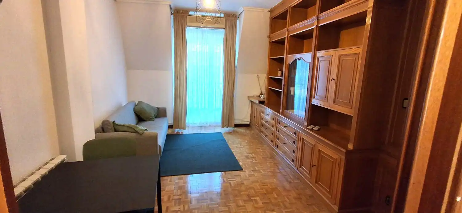 Piso de alquiler en MACIAS PICAVEA, Centro
