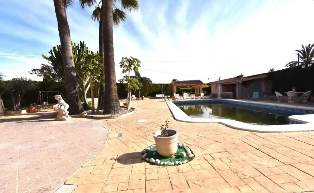 Piscina de Casa o chalet en venta en Elche / Elx con Jardín privado, Terraza y Trastero