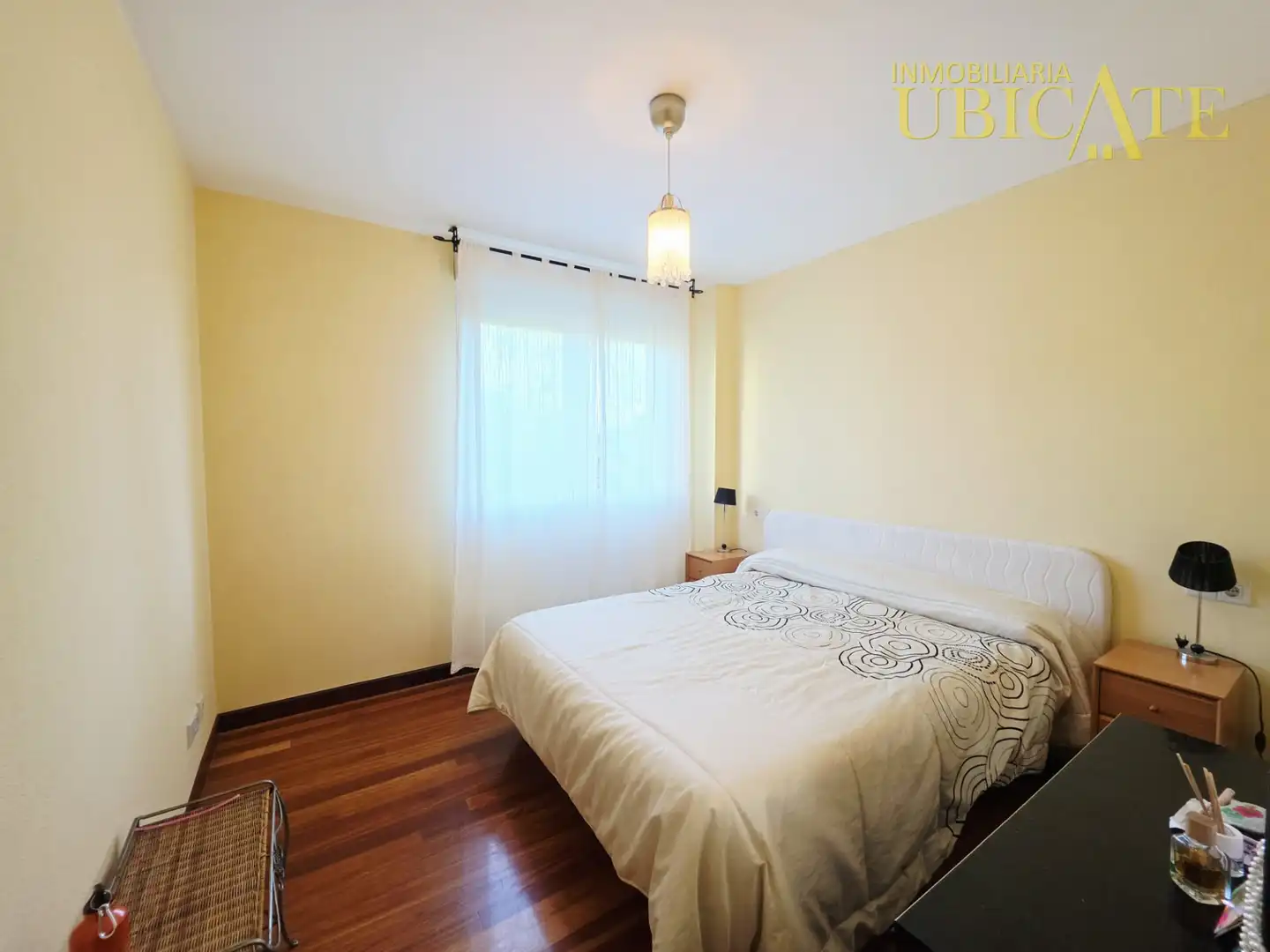 Habitación de Piso en venta en Castro-Urdiales con Calefacción, Parquet y Terraza