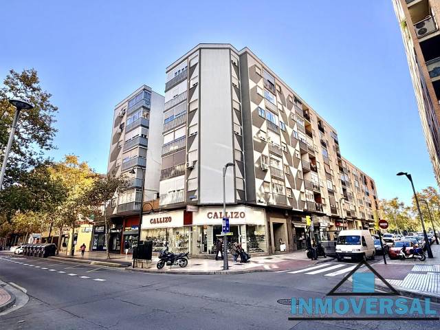 Piso en Venta en De Salvador Minguijón en Las Fuentes