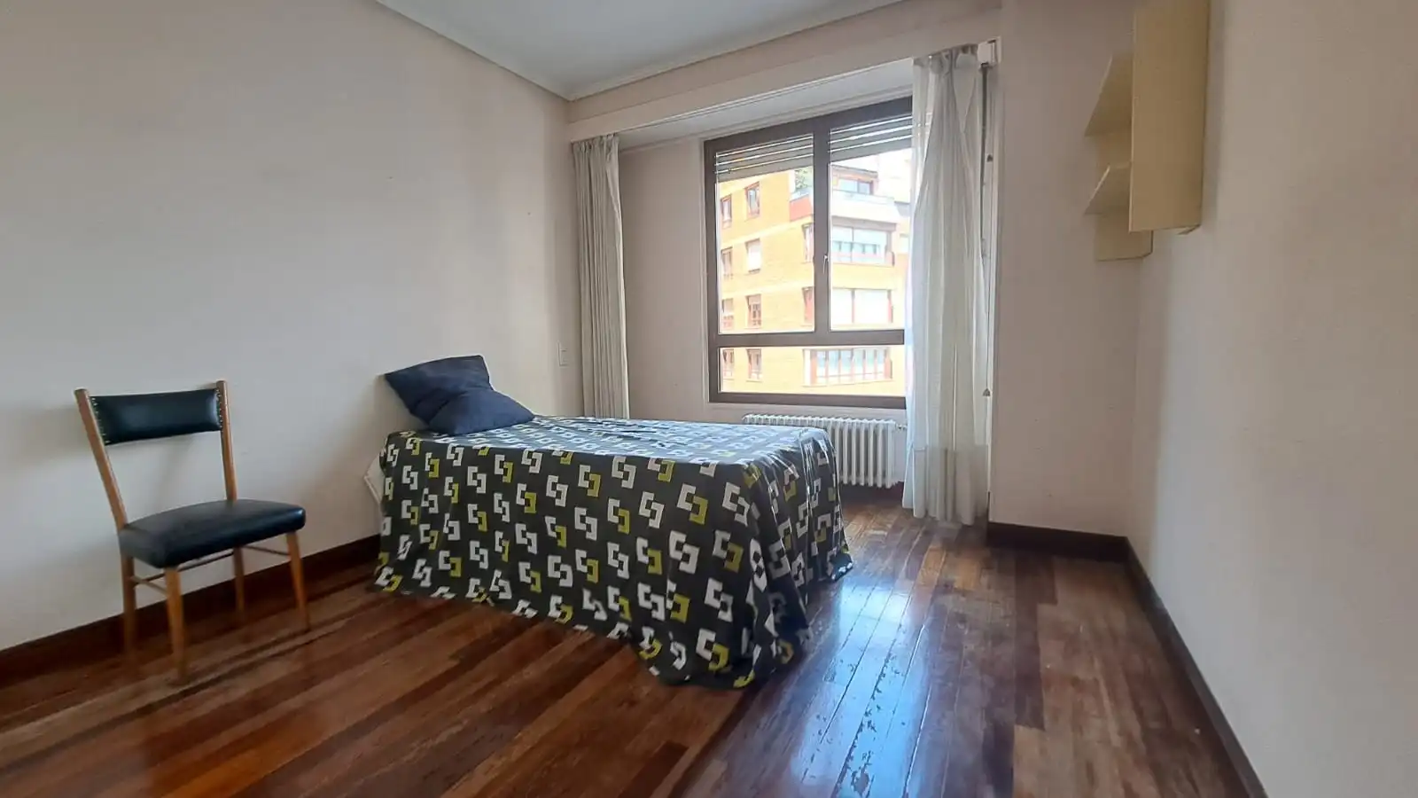 Habitación de Piso en venta en Bilbao  con Calefacción y Terraza