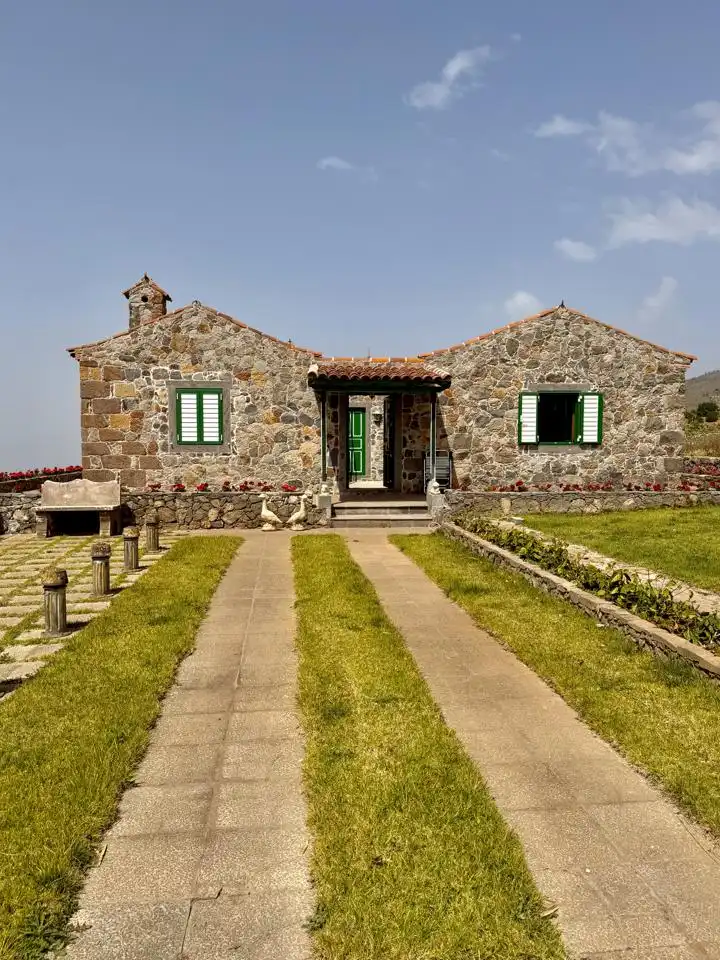 Vista exterior de Finca rústica en venda en Adeje amb Jardí privat i Terrassa