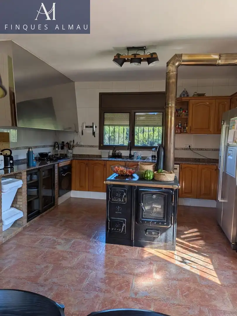 Cocina de Finca rústica en venta en Sant Llorenç d'Hortons con Terraza