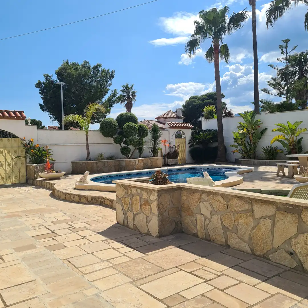 Villa con giardino in vendita a Miami Platja