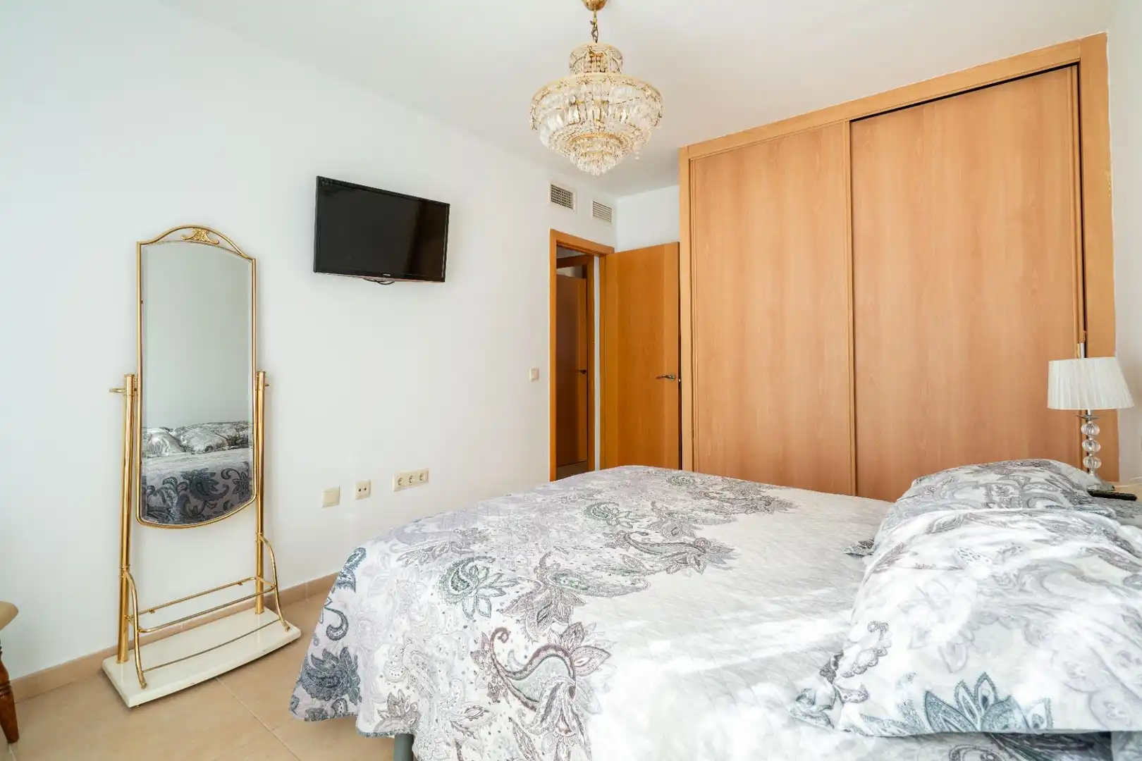Bedroom of Flat for sale in Almería  with Air Conditioner, Terrace and Storage room