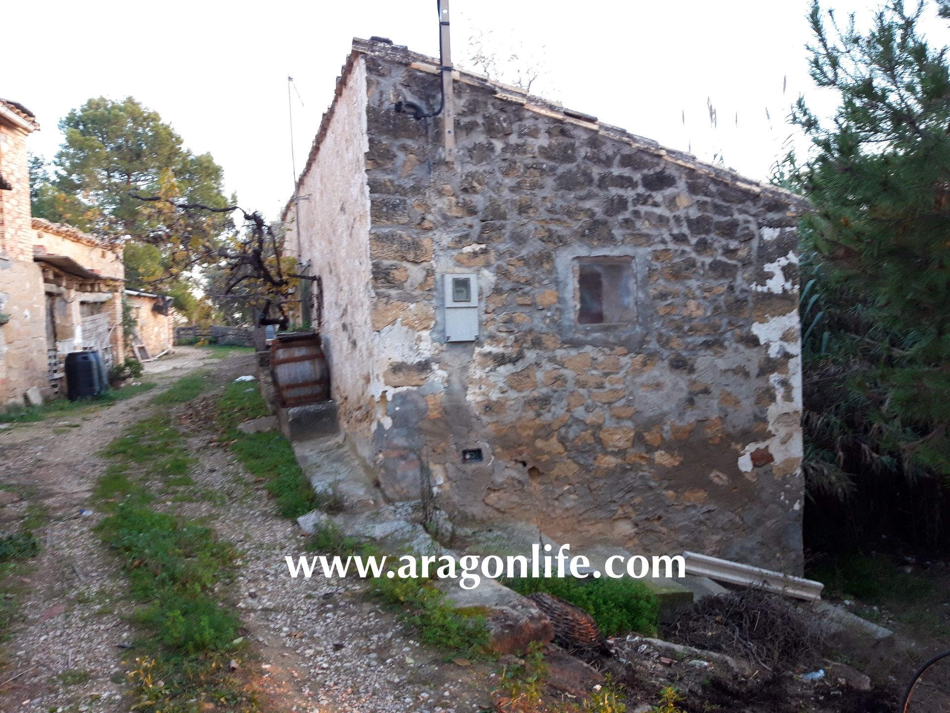Exterior view of Country house for sale in Caspe  with Furnished