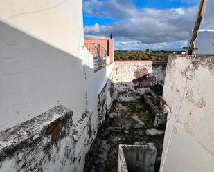 Vista exterior de Casa o xalet en venda en Guillena amb Terrassa