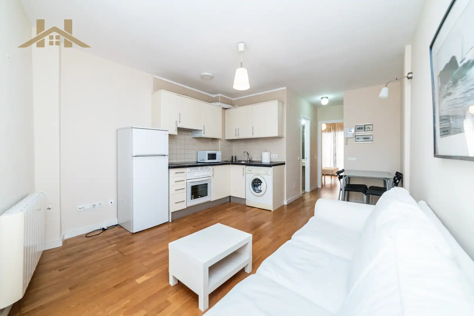 Sala de estar de Piso en venta en San Lorenzo de El Escorial con Calefacción, Amueblado y Balcón