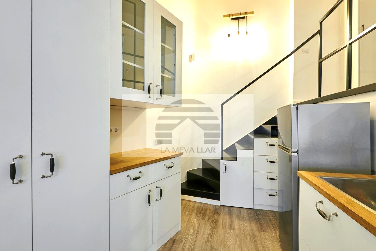 Cuina de Planta baixa en venda en  Barcelona Capital amb Aire condicionat i Moblat