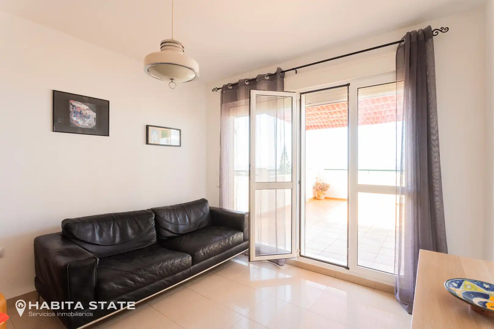 Sala de estar de Apartamento en venta en El Ejido con Terraza, Amueblado y Horno