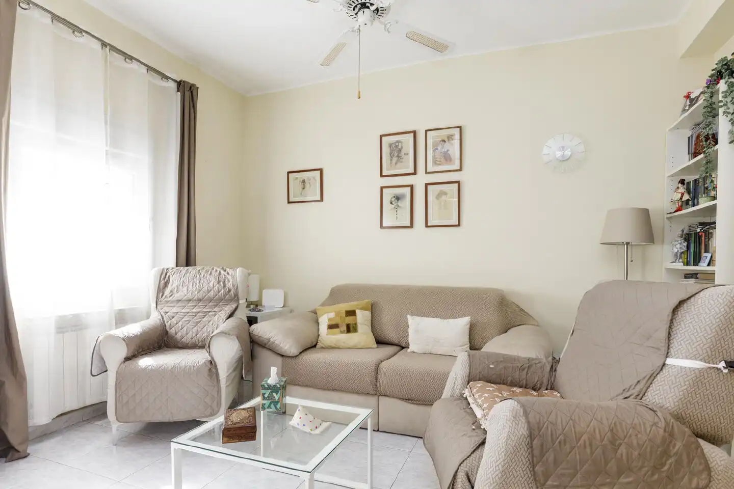 Sala de estar de Piso en venta en Zaragoza