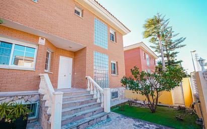 Exterior view of House or chalet for sale in Cambrils  with Heating, Private garden and Terrace