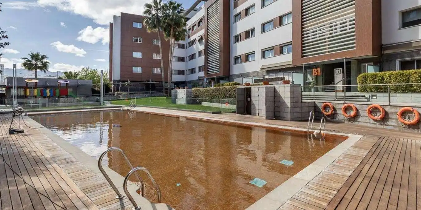 Appartamento con piscina in vendita a Campus de la Salud