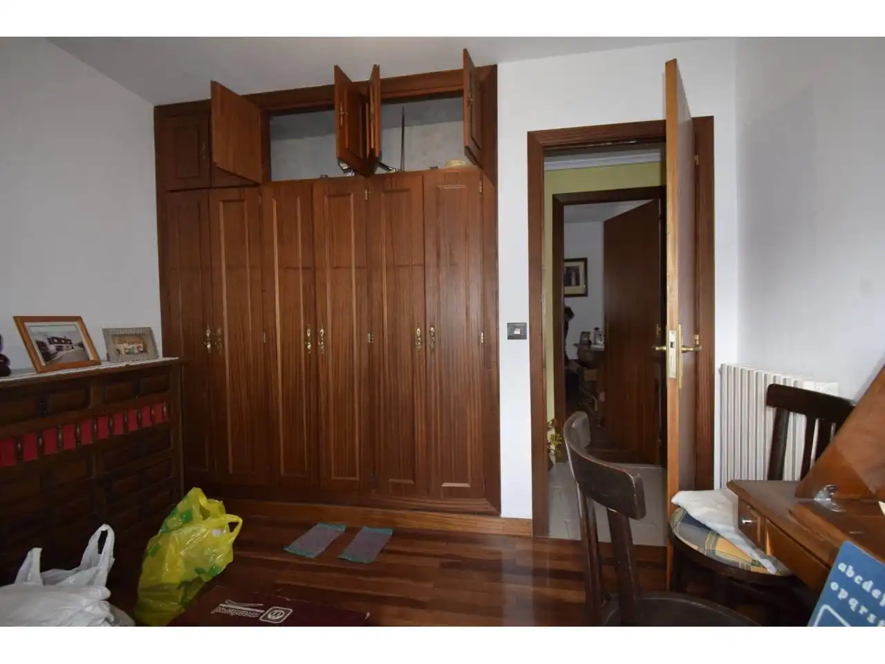 Houses for sale in La Pola de Gordón   with Heating, Private garden and Parquet flooring